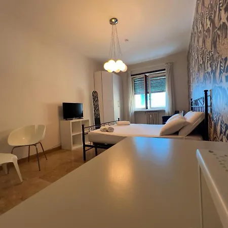 Bed & Breakfast Appartme Seveso 40 *