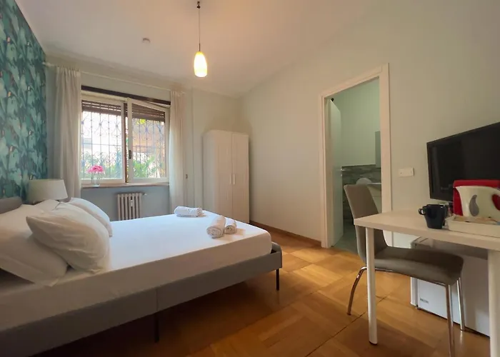Bed and Breakfast Appartme Seveso 40 *