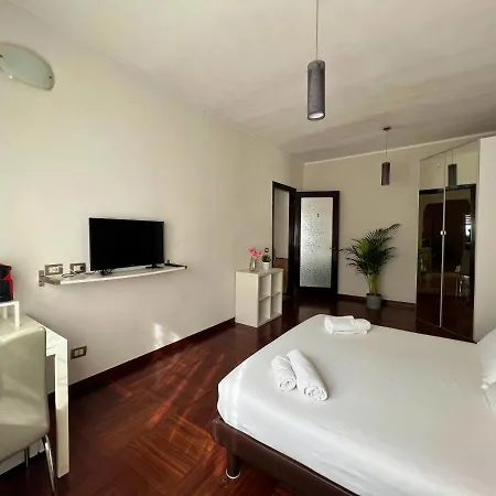 Bed & Breakfast Appartme Seveso 40 Milán