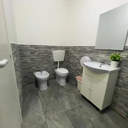 فندق مبيت وإفطار Appartme Seveso 40 *